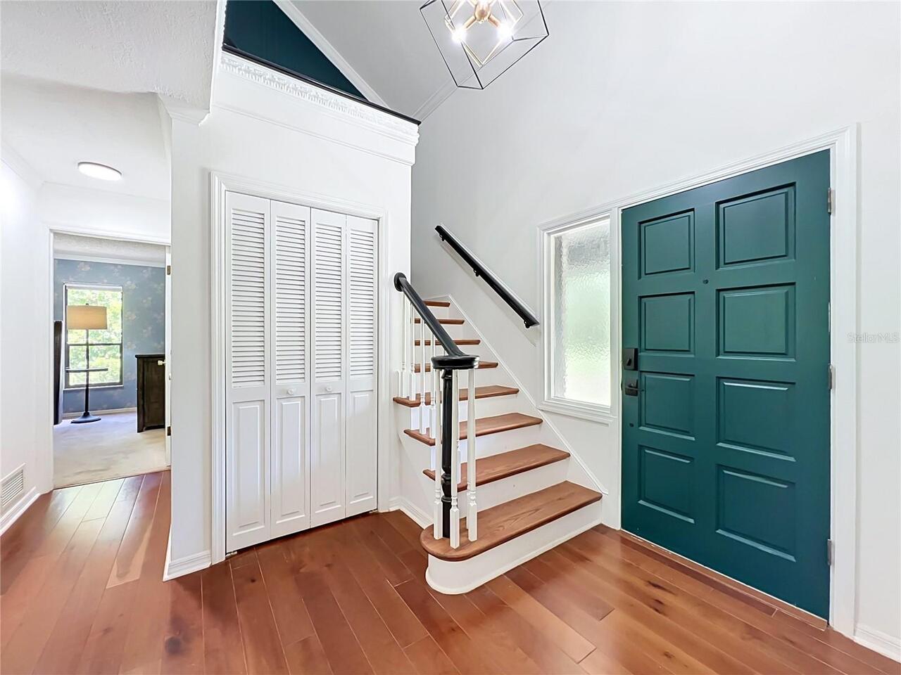 Listing Photo 11