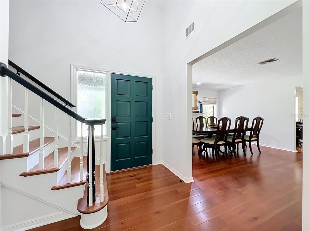 Listing Photo 10