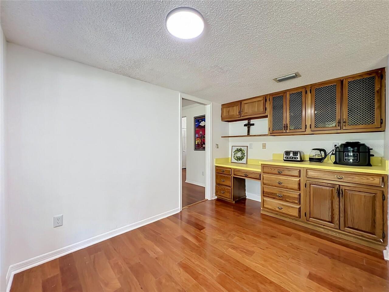 Listing Photo 34