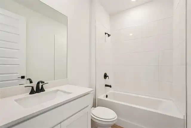 Listing Photo 25