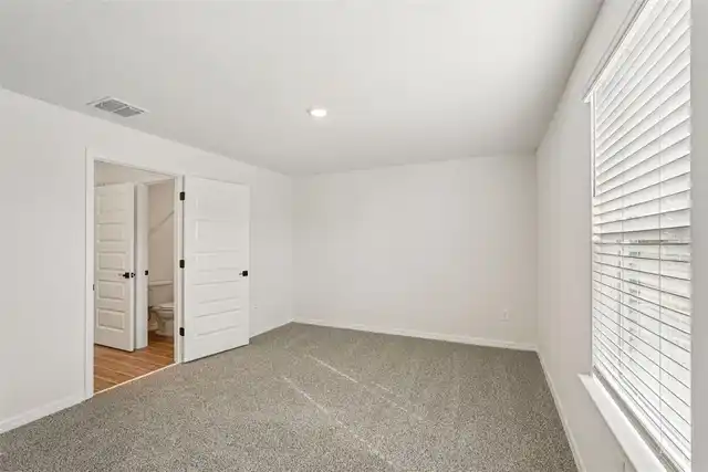 Listing Photo 37