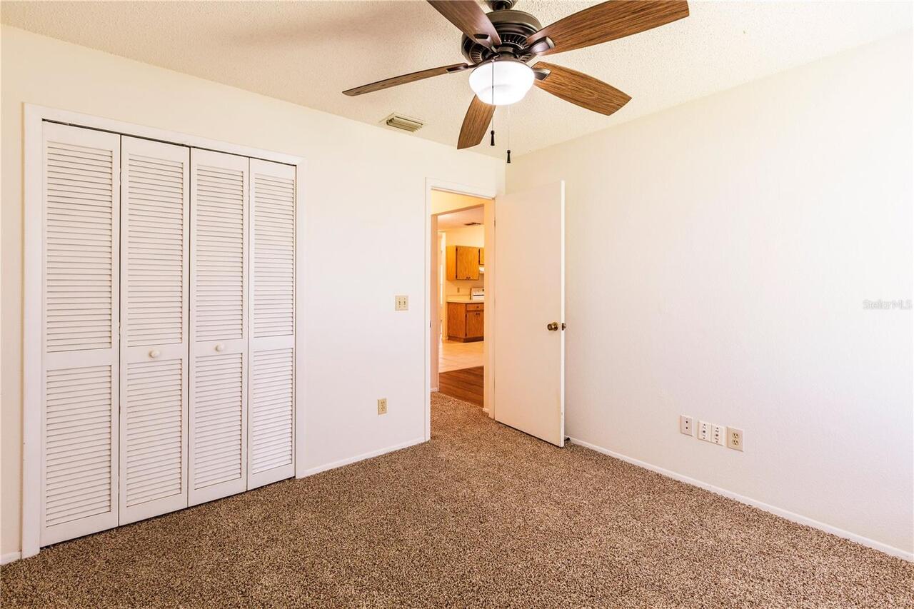 Listing Photo 10