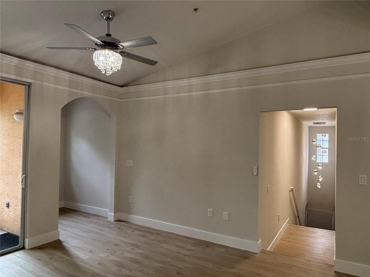 Listing Photo 16