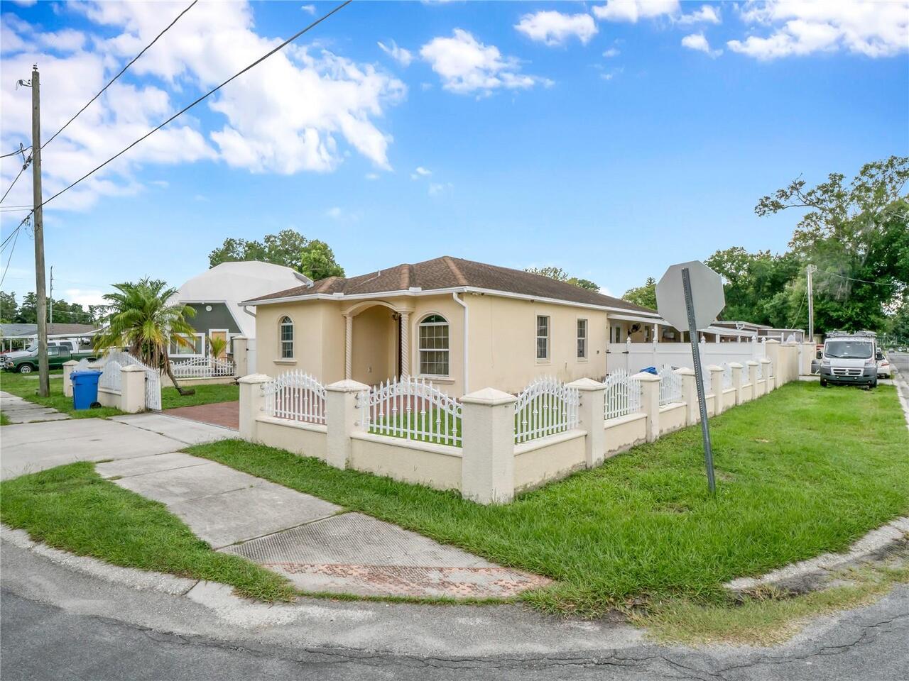 Listing Photo 16