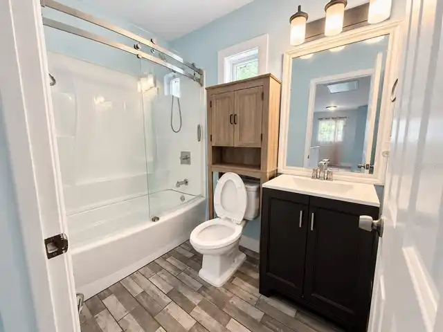 Listing Photo 15