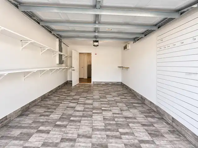 Listing Photo 23