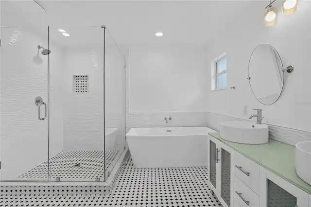 Listing Photo 24