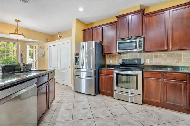 Listing Photo 15