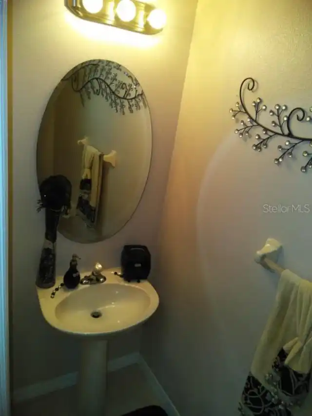 Listing Photo 8