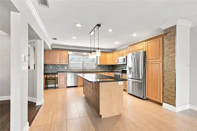 Listing Photo 19