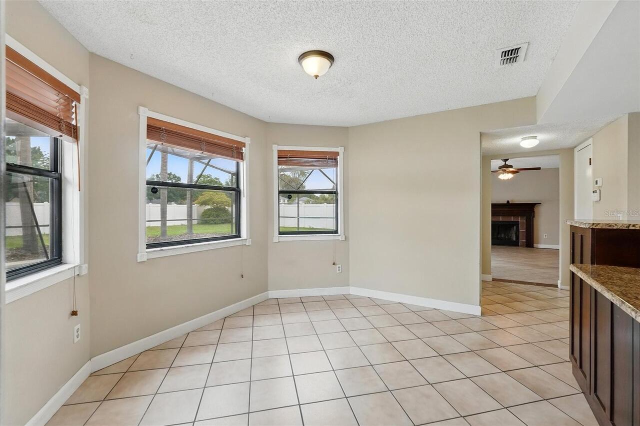 Listing Photo 14