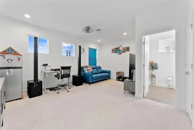 Listing Photo 35