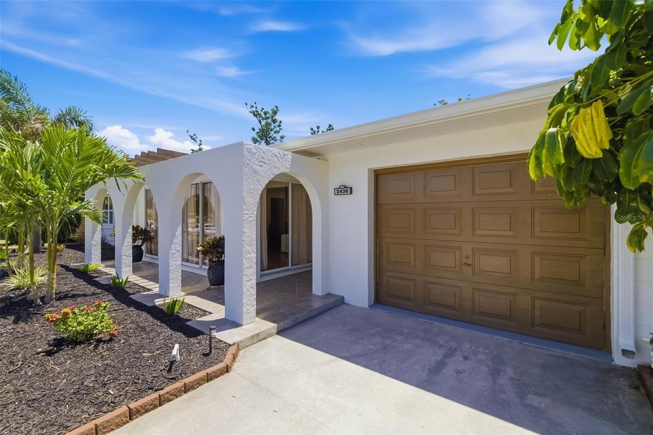 Listing Photo 8