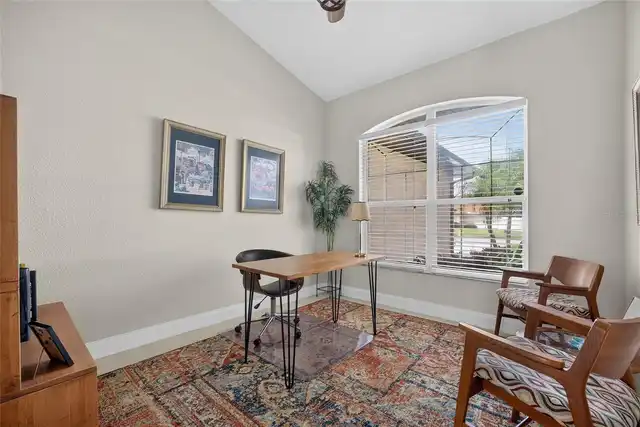 Listing Photo 10