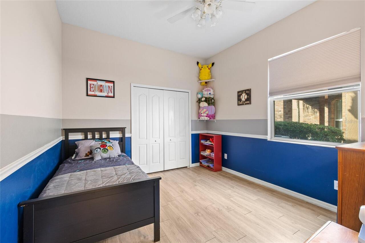 Listing Photo 11