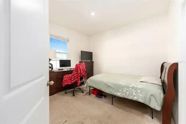 Listing Photo 31