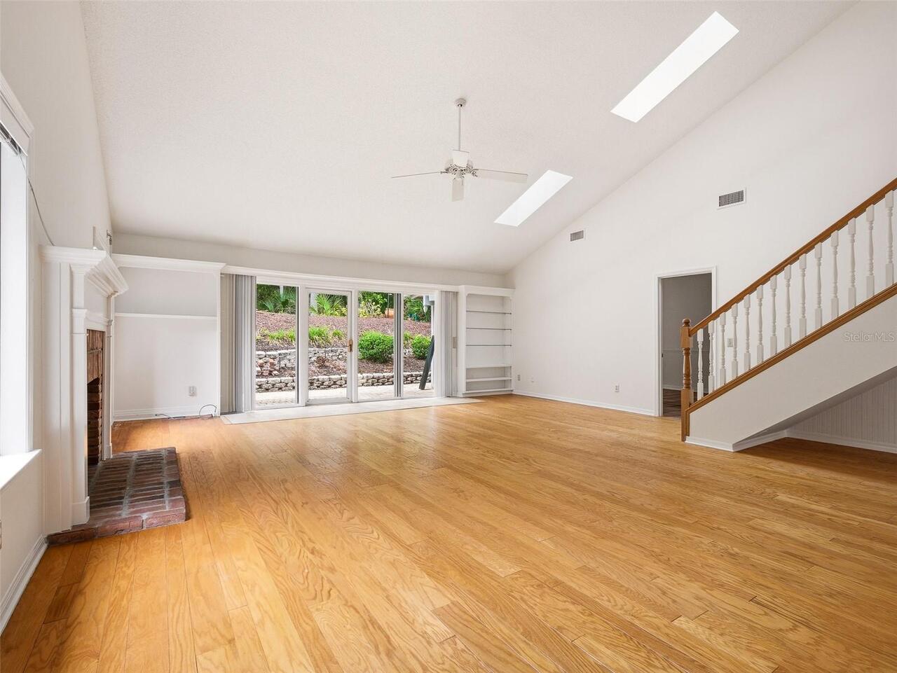 Listing Photo 7