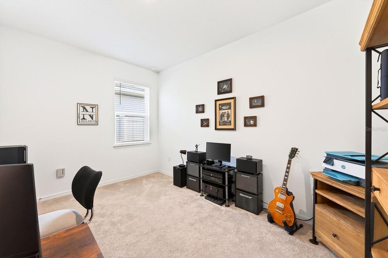 Listing Photo 17