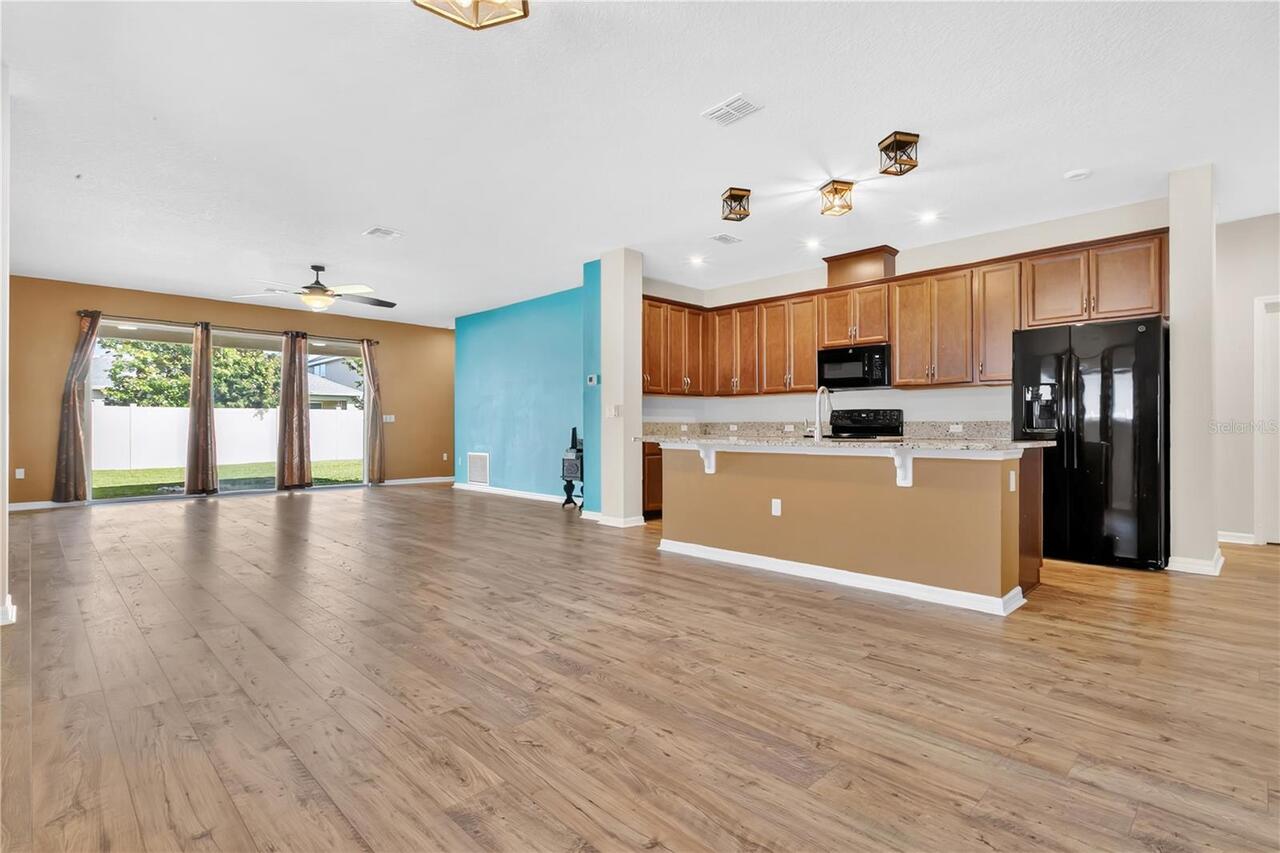 Listing Photo 7