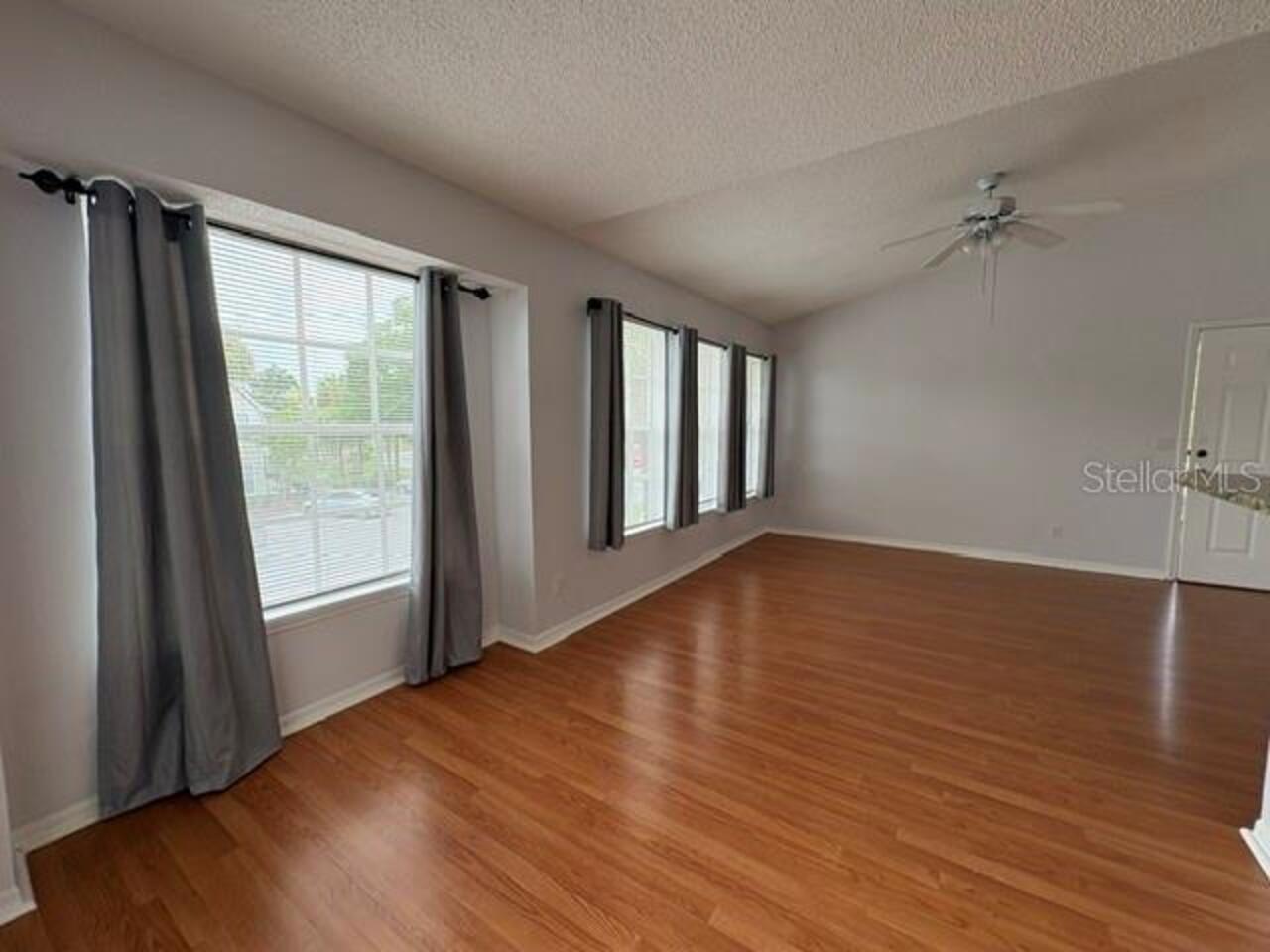 Listing Photo 7