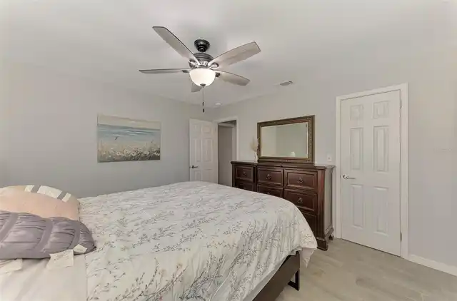 Listing Photo 37