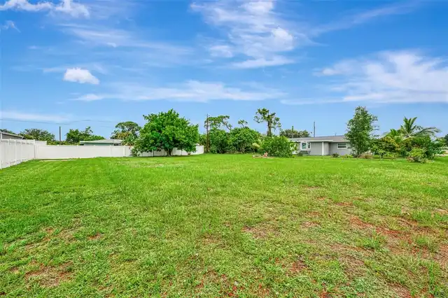 Listing Photo 42