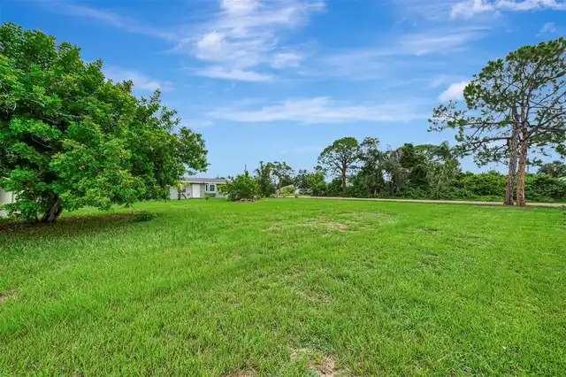 Listing Photo 43
