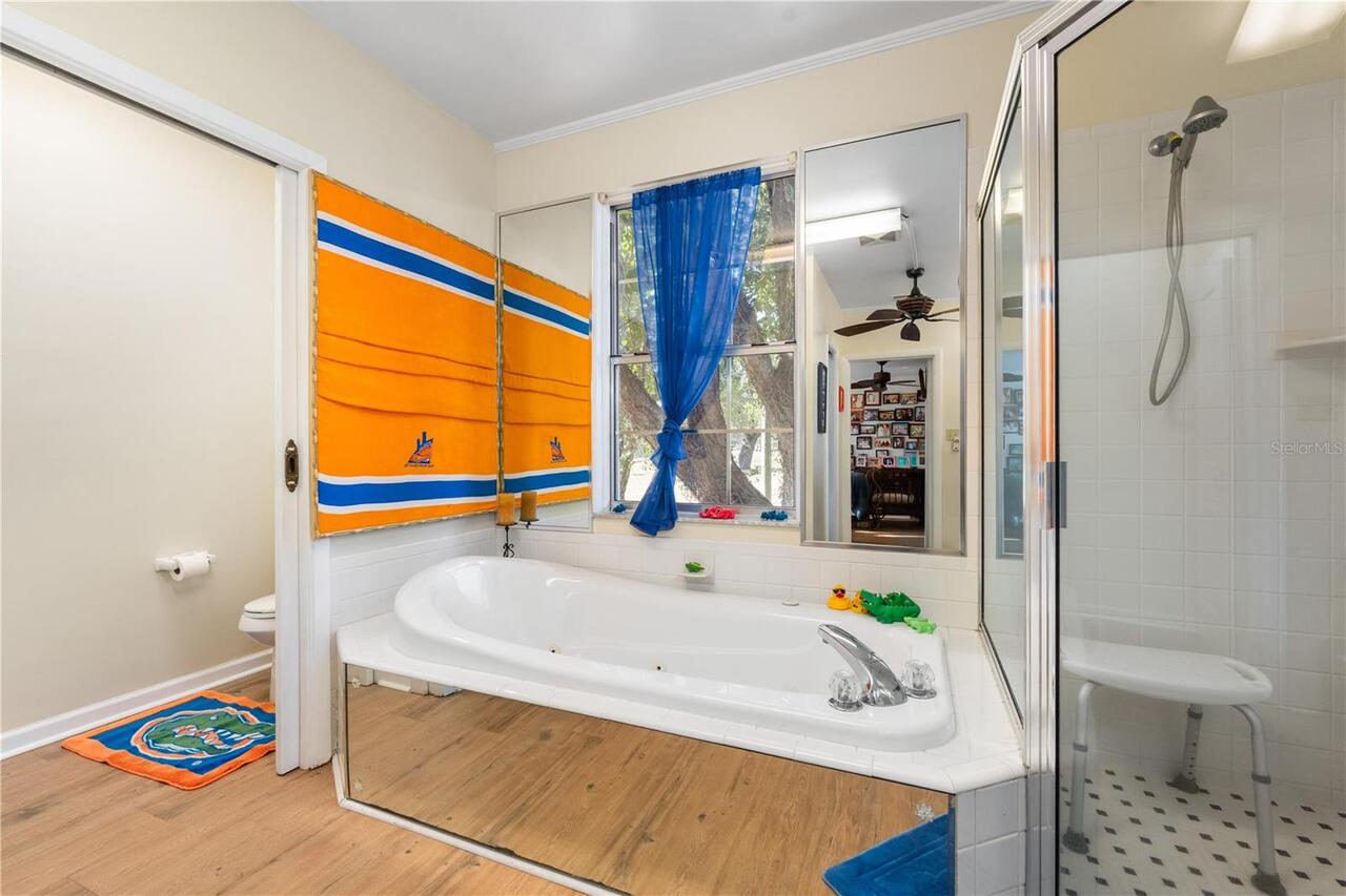 Listing Photo 17
