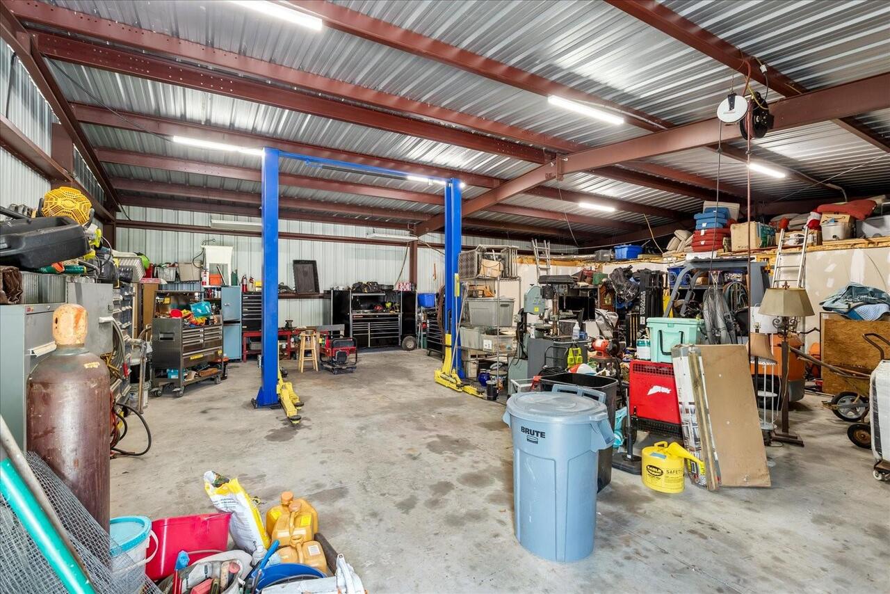 Listing Photo 8