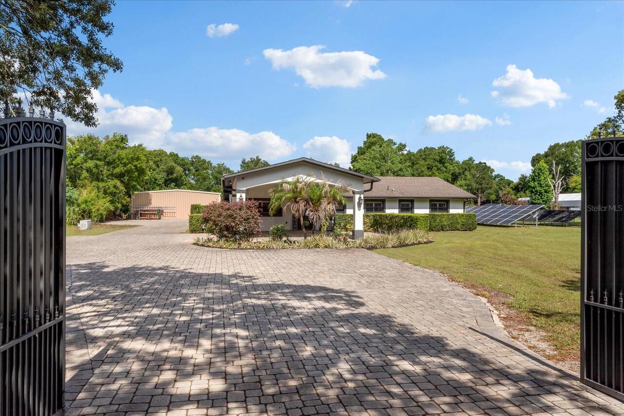 Listing Photo 10