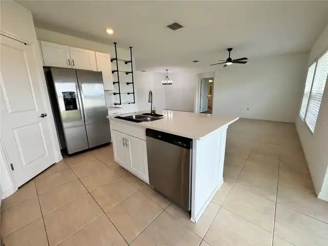 Listing Photo 7