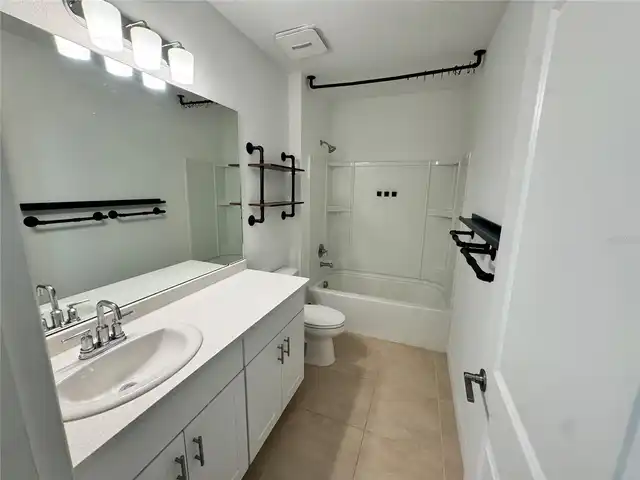 Listing Photo 15