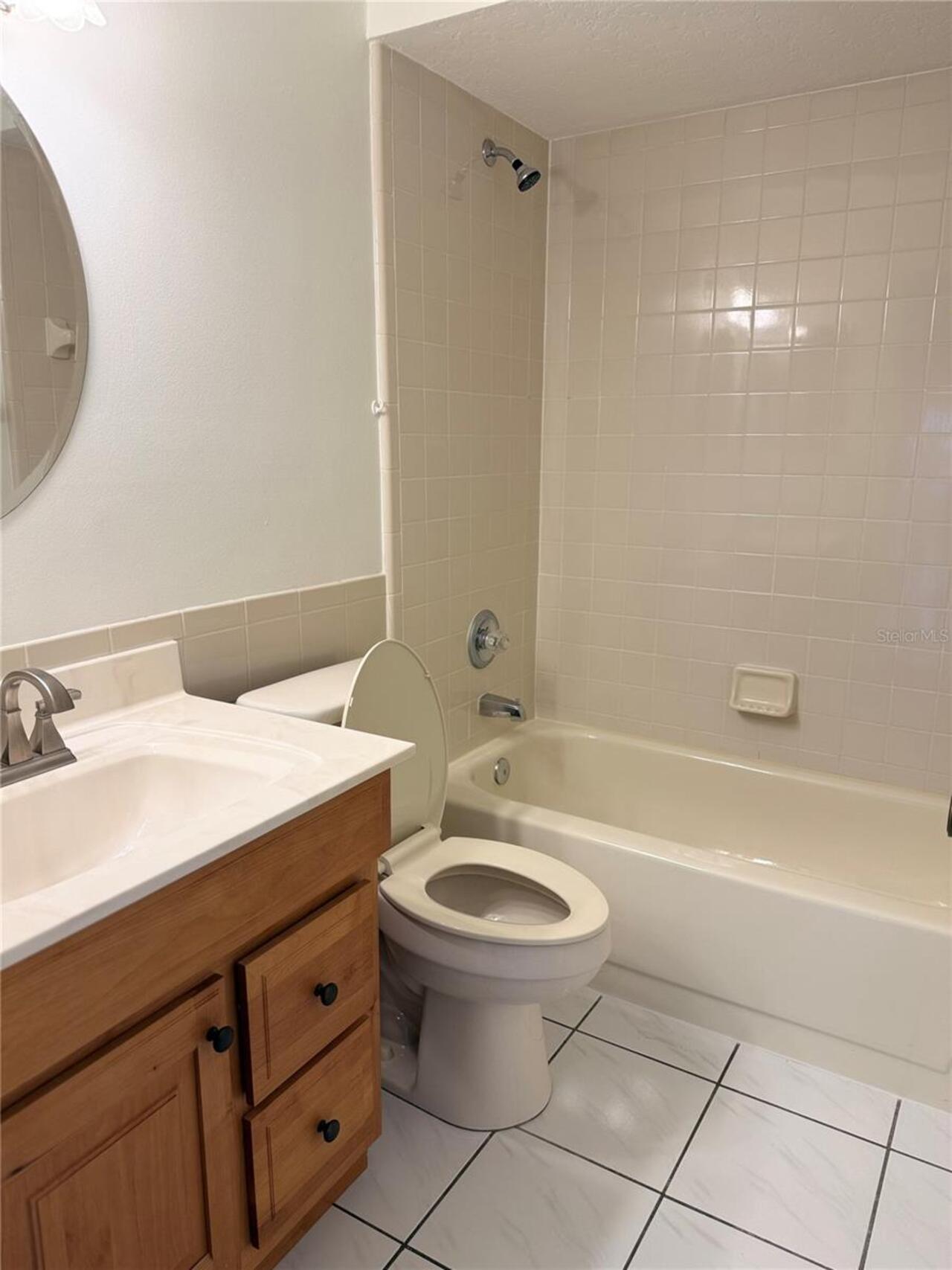 Listing Photo 12