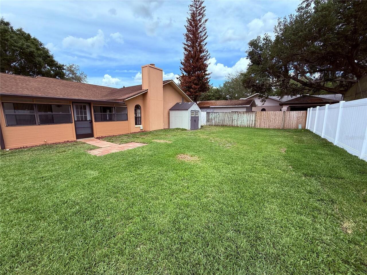 Listing Photo 14