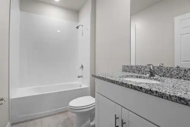 Listing Photo 9
