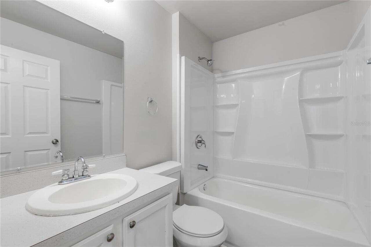 Listing Photo 11