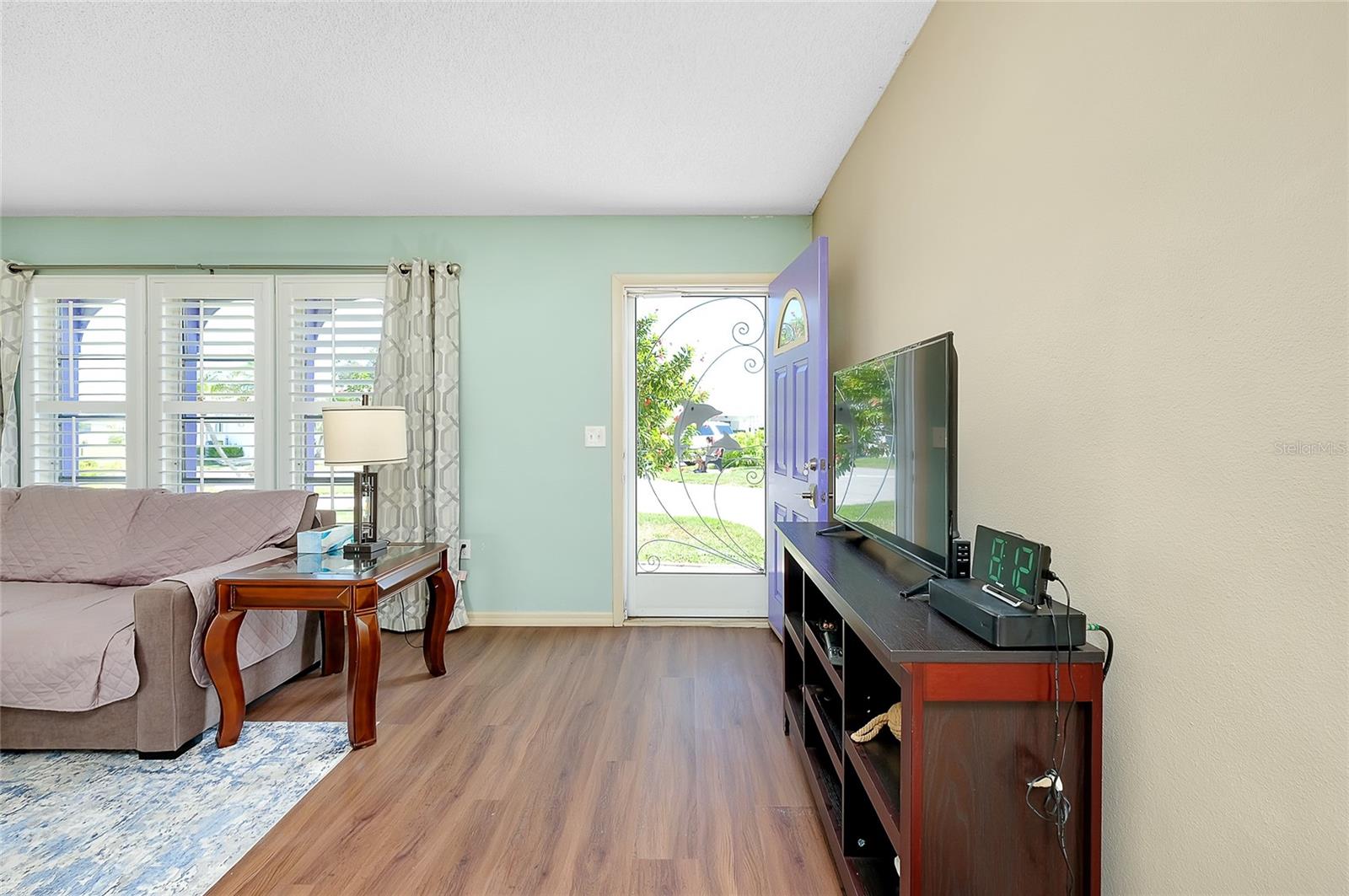 Listing Photo 11