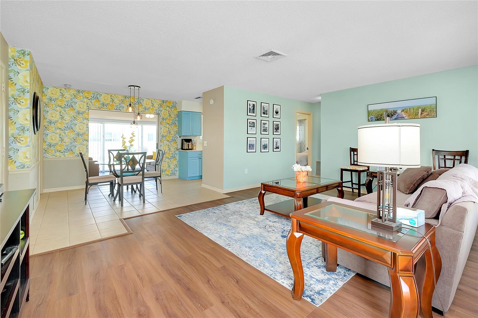 Listing Photo 12
