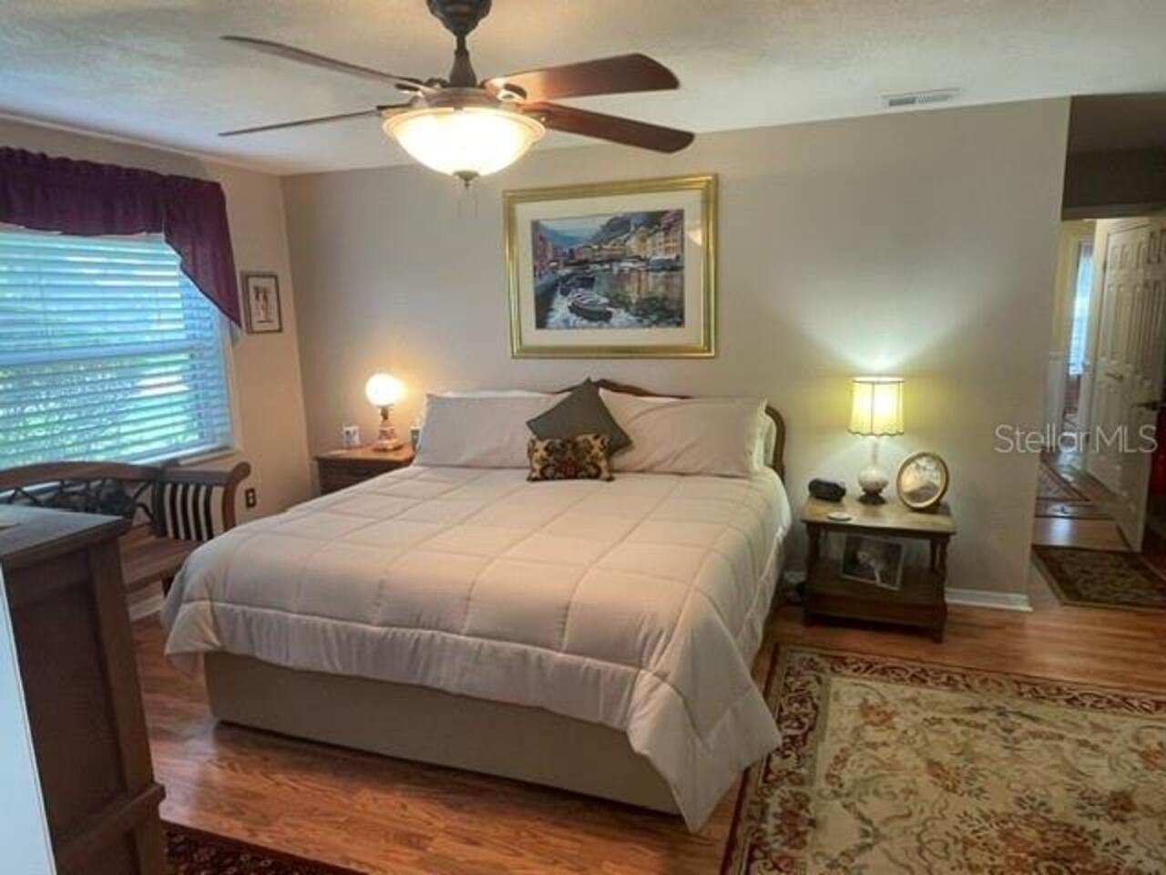 Listing Photo 17