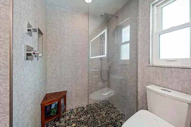 Listing Photo 20
