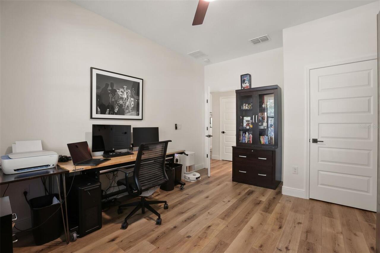 Listing Photo 24