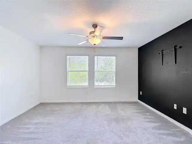 Listing Photo 14
