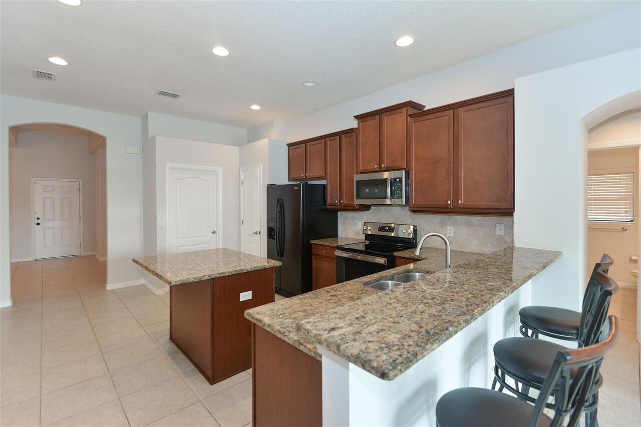 Listing Photo 6