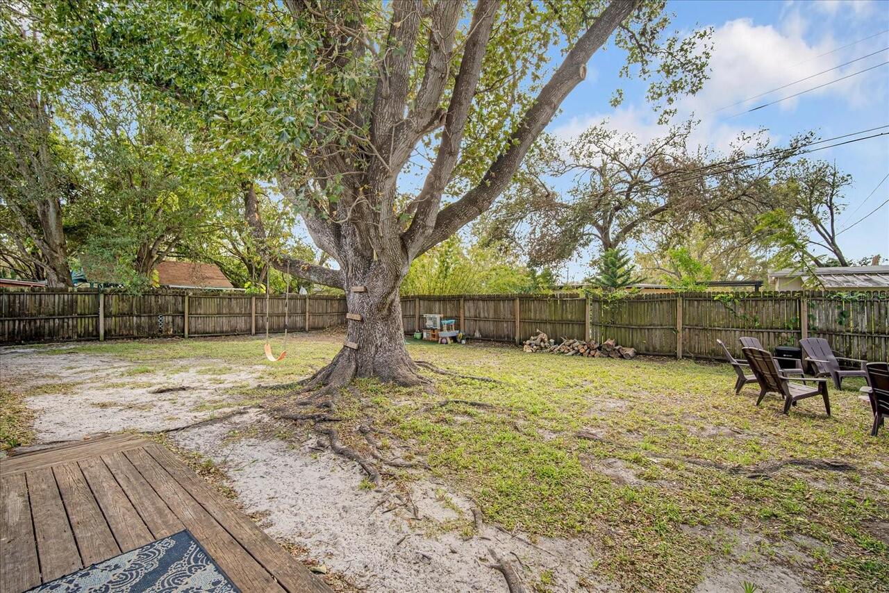 Listing Photo 17