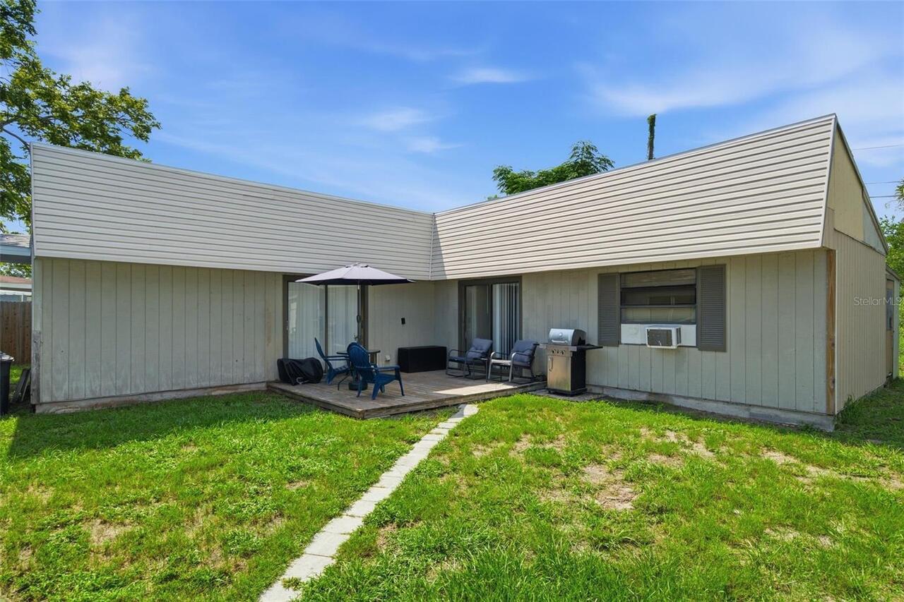 Listing Photo 12
