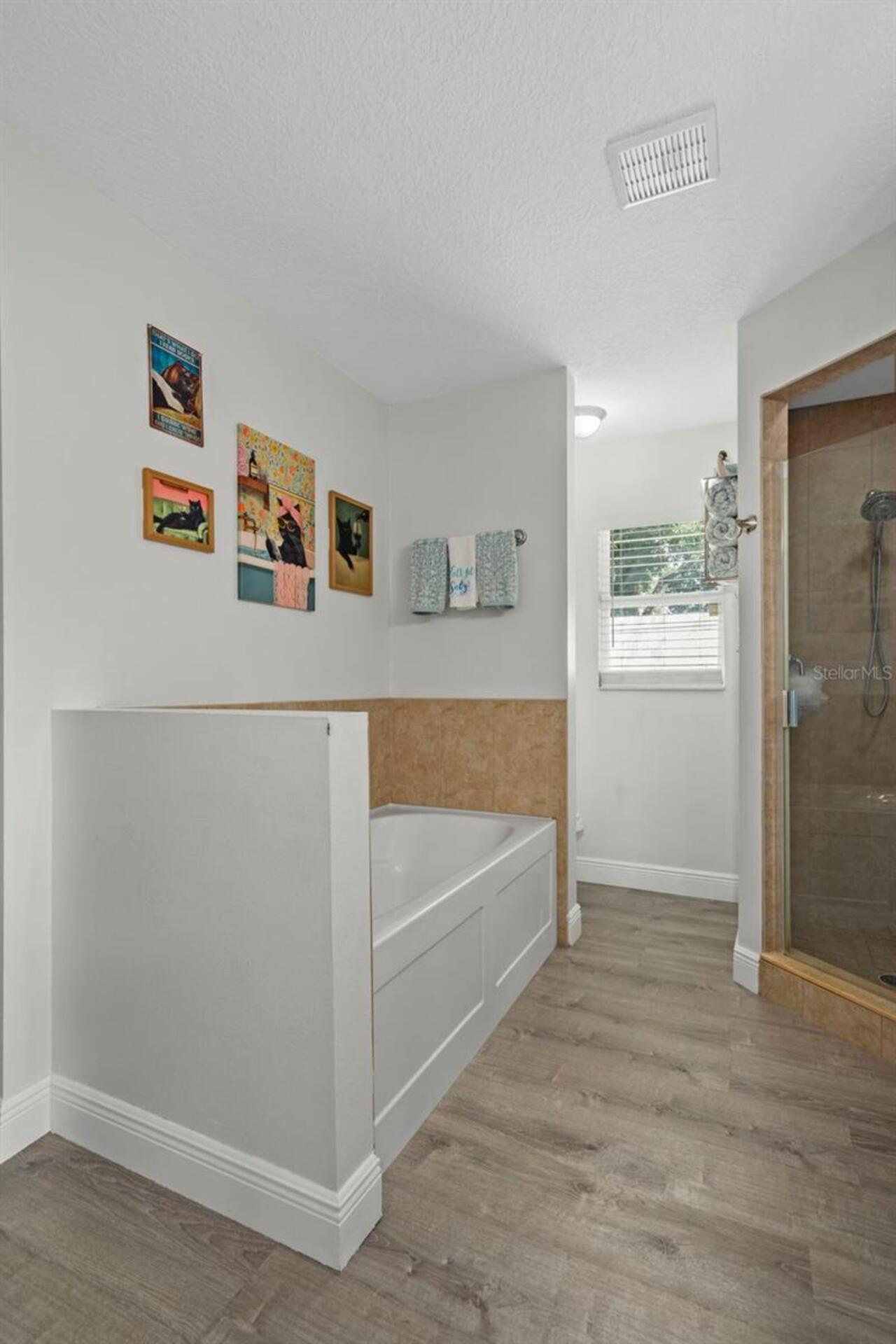 Listing Photo 22