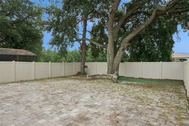 Listing Photo 13