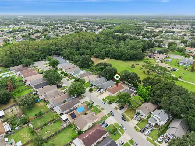 Listing Photo 16