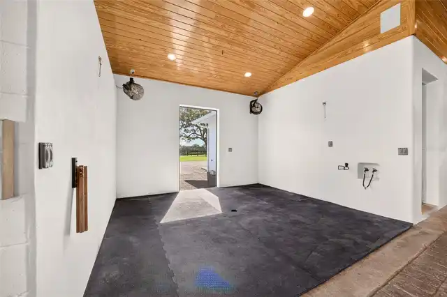 Listing Photo 26