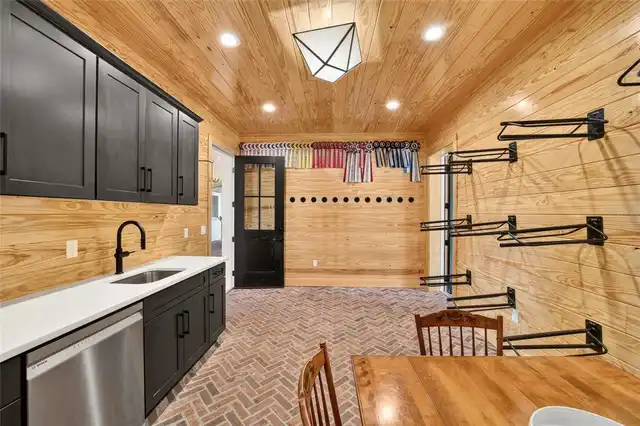 Listing Photo 45